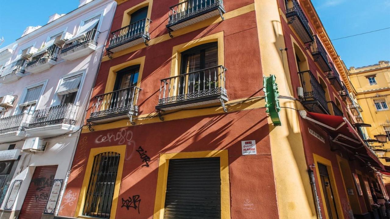 Chiqui And Vicente Suite Apartments, Seville